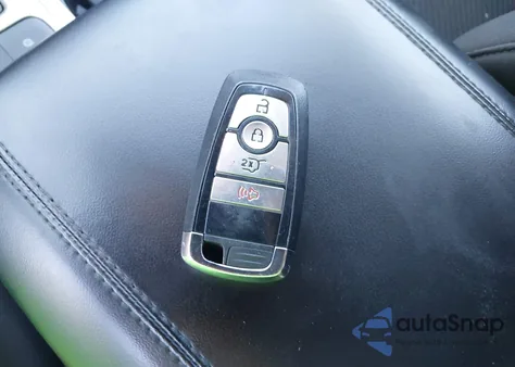 2024 Ford Explorer Xlt из США, поврежденный, VIN 1FMSK7DH5RGA78091